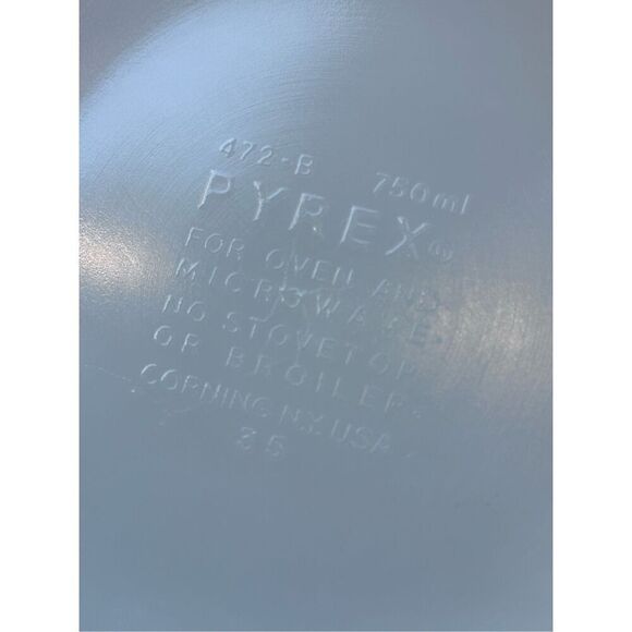 Vintage Autumn Harvest Wheat Pyrex Casserole Dish - Picture 5 of 7